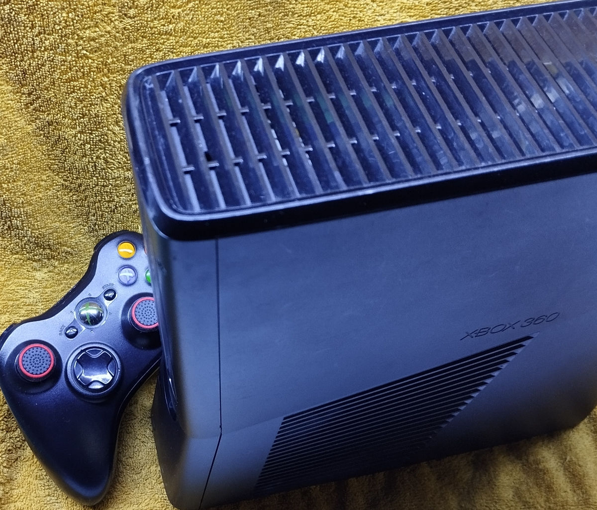 Продам Playstation 3 slim 320 гб + прошивка Freeboot + 38 игр фото 0