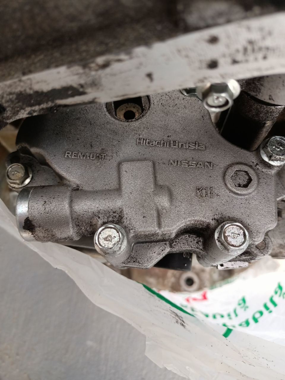 Nissan Насос Масляный с балансирами Mr20de