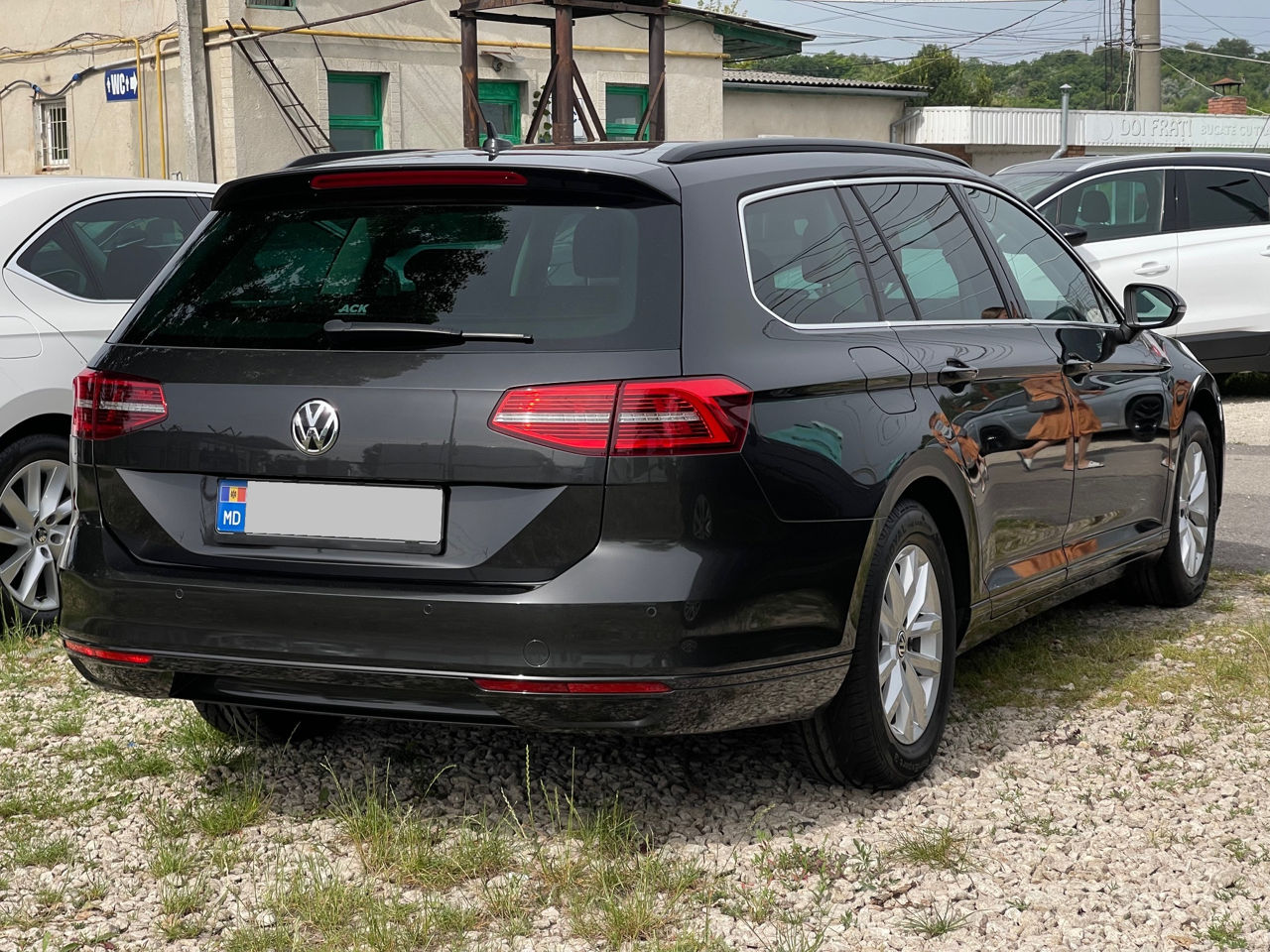 Volkswagen Passat foto 2