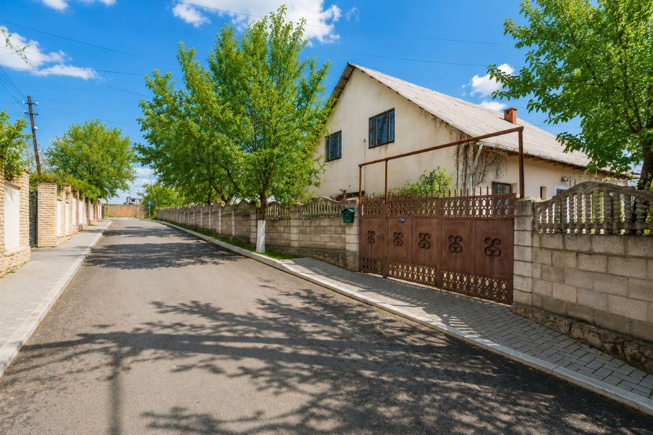 Casă,202m²,Codru