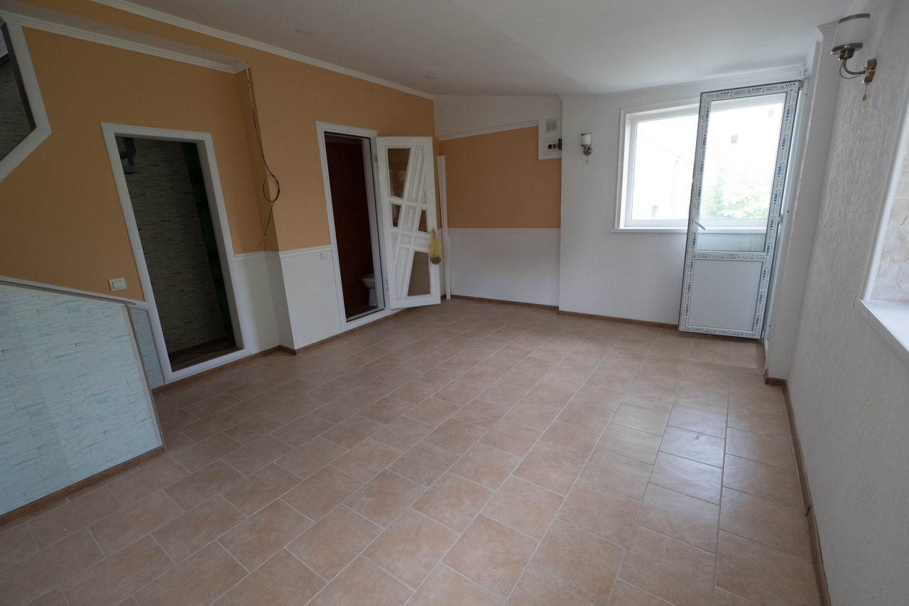 Apartament cu 3 camere, 126 m², Centru, Bălți foto 2