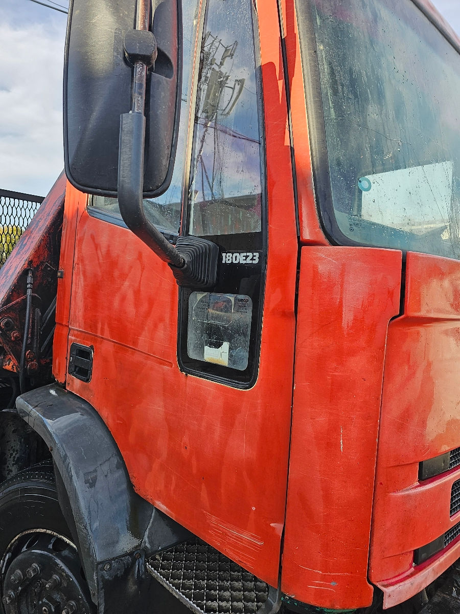 Iveco 180E23 фото 2