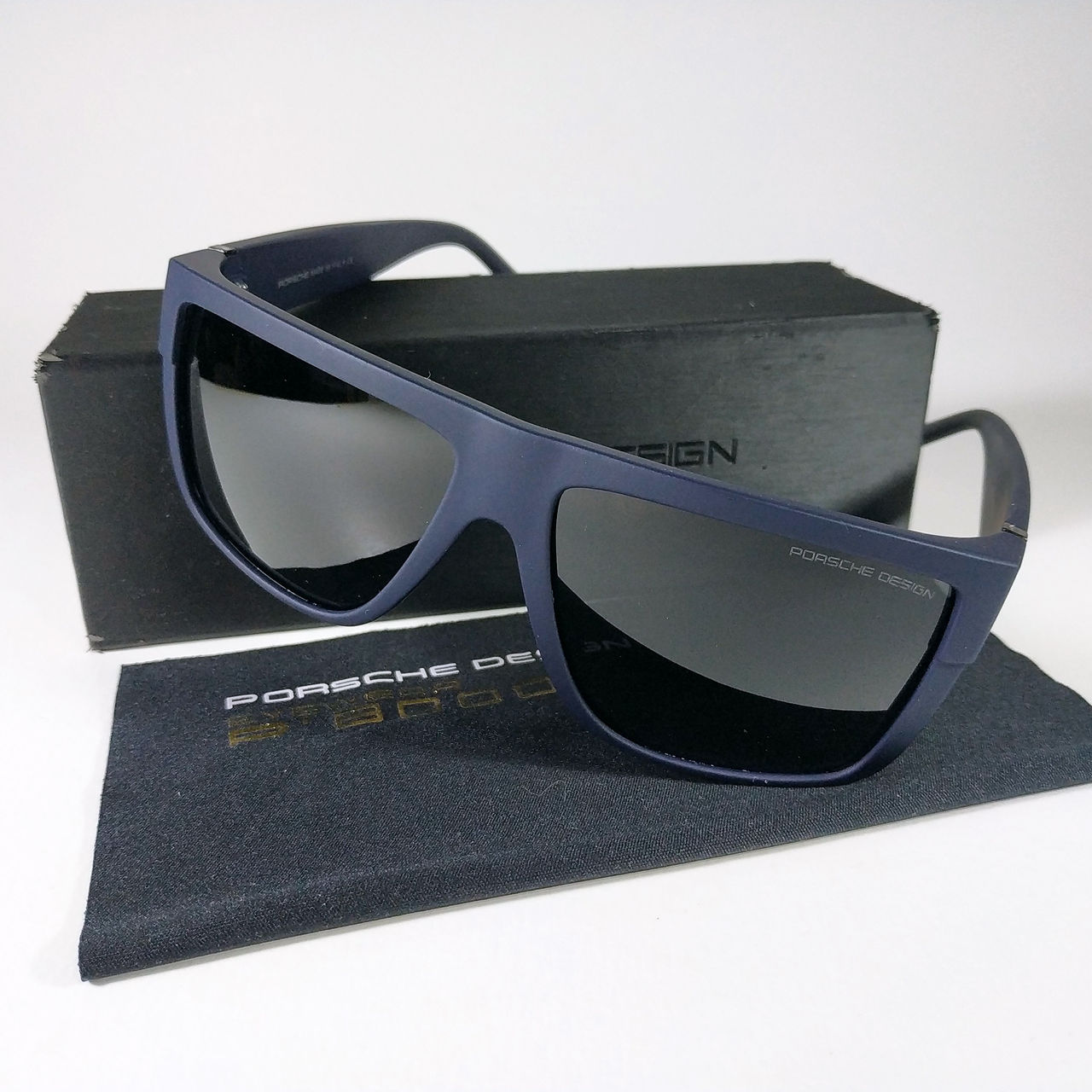Ochelari de soare Porsche Design în husă de ochelari originală. Made in Italy  foto 0