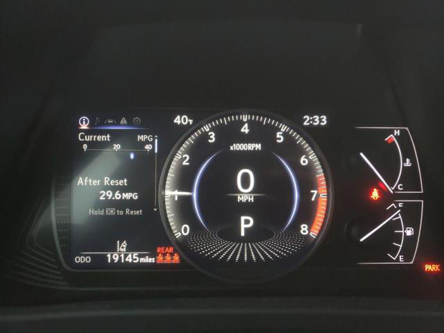Lexus UX фото 10