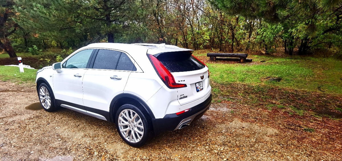 Cadillac XT4 foto 3