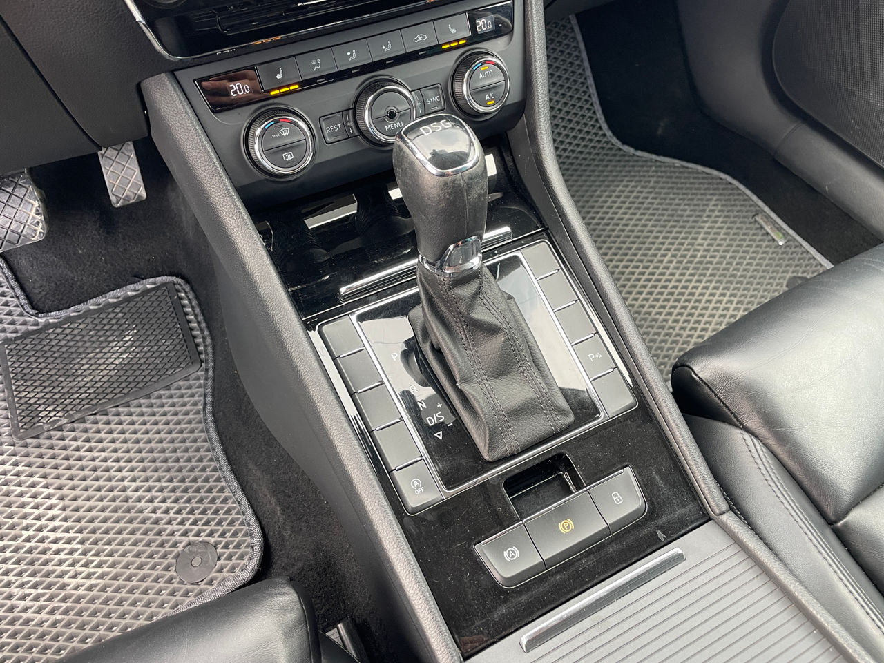 Skoda Superb foto 17