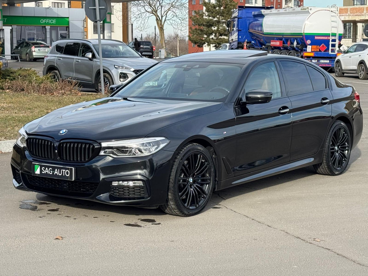 BMW 5 Series an. 2017