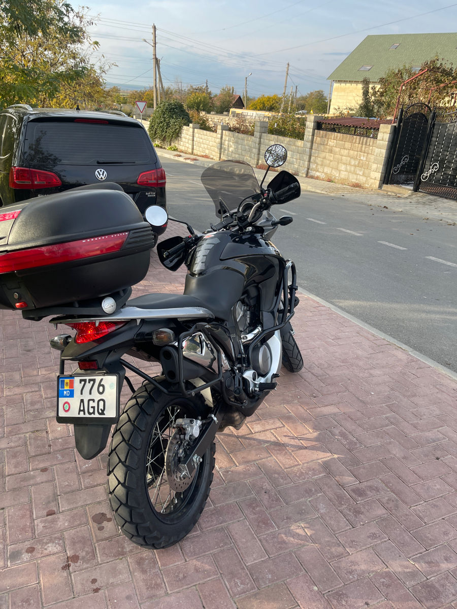 Honda Transalp 700 фото 2