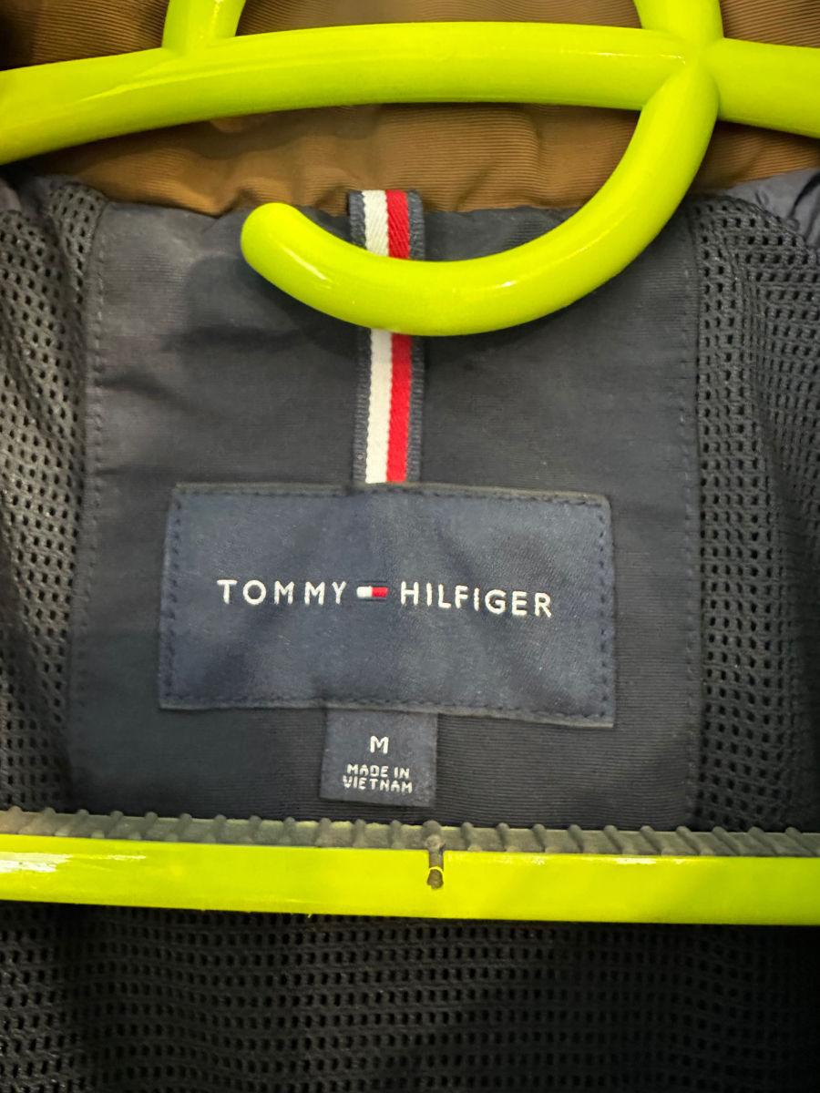 Tomy hilfiger foto 2