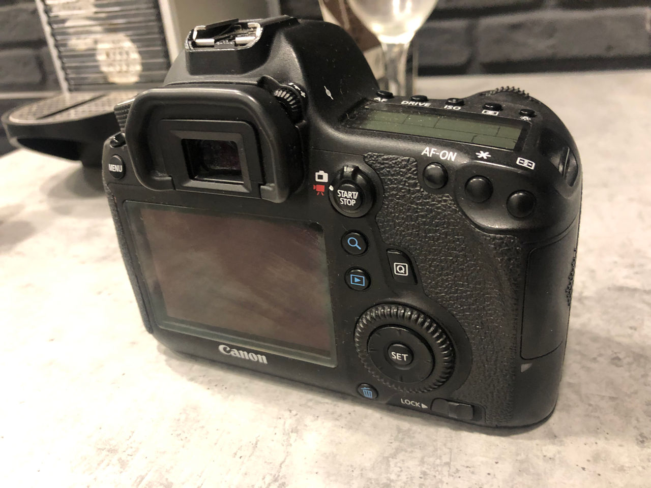 Canon 6D