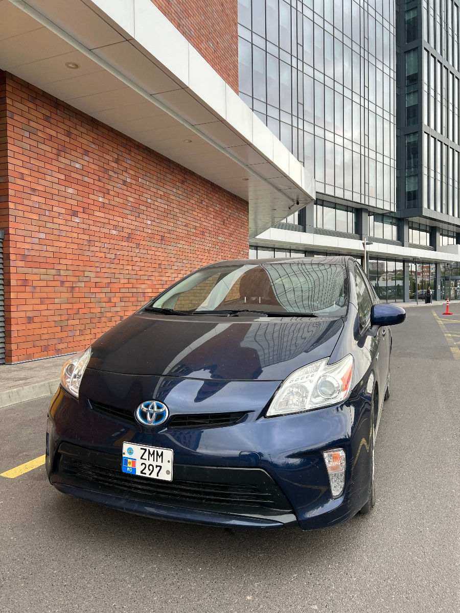 Toyota Prius foto 0