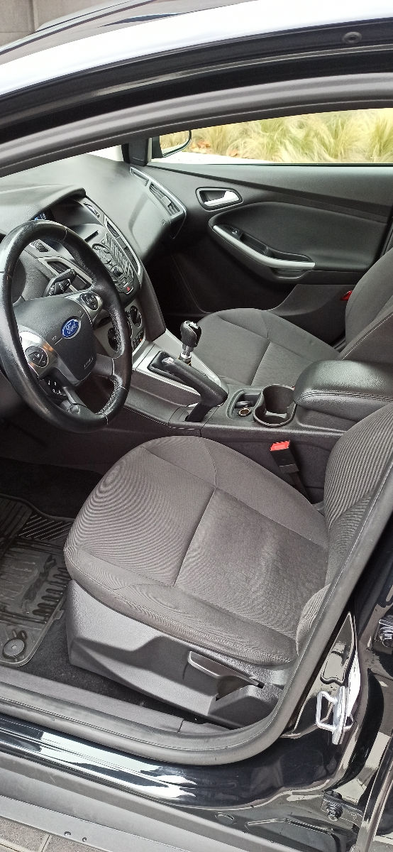 Ford Focus фото 7