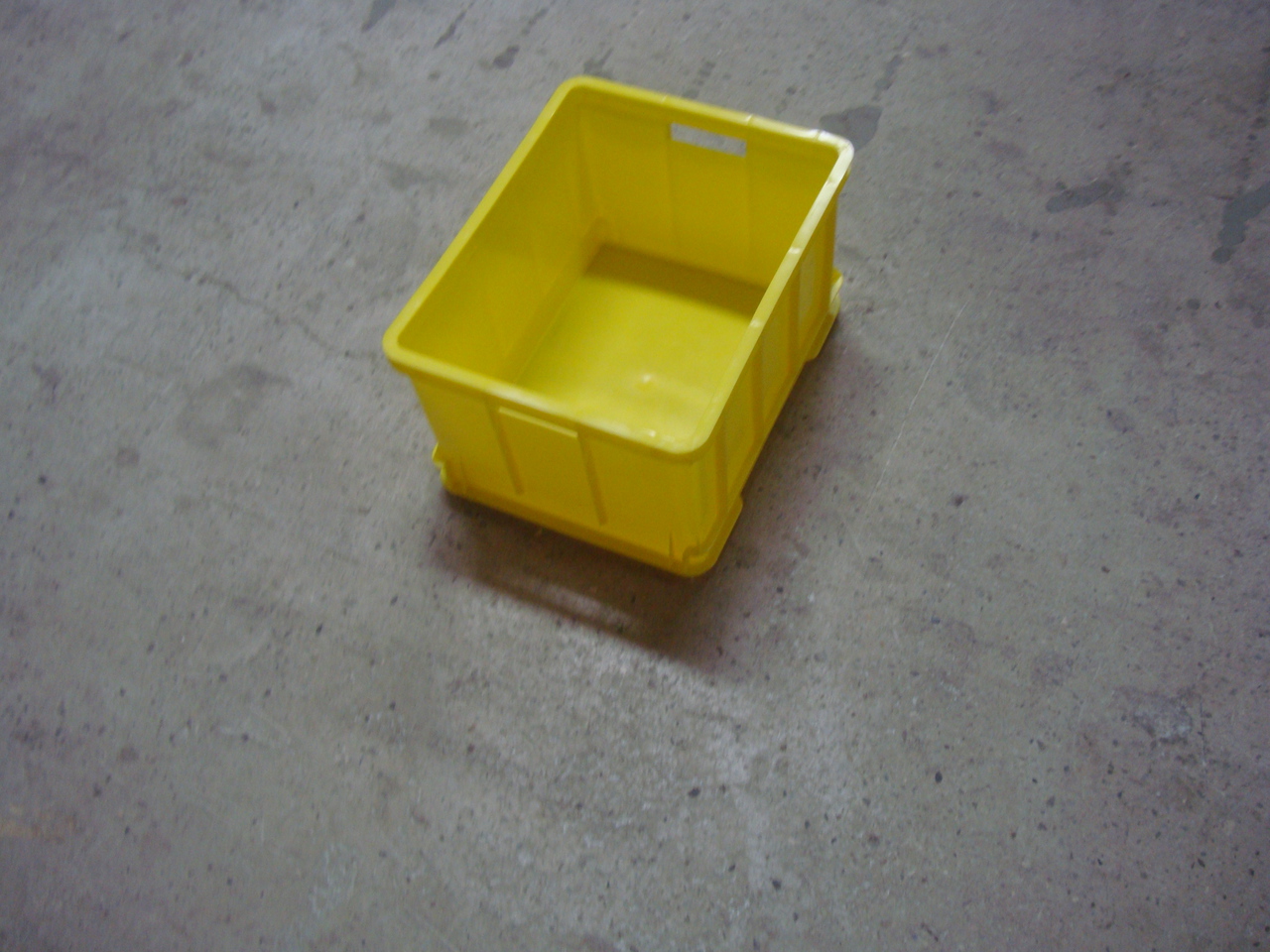Lazi si navete din plastic foto 5