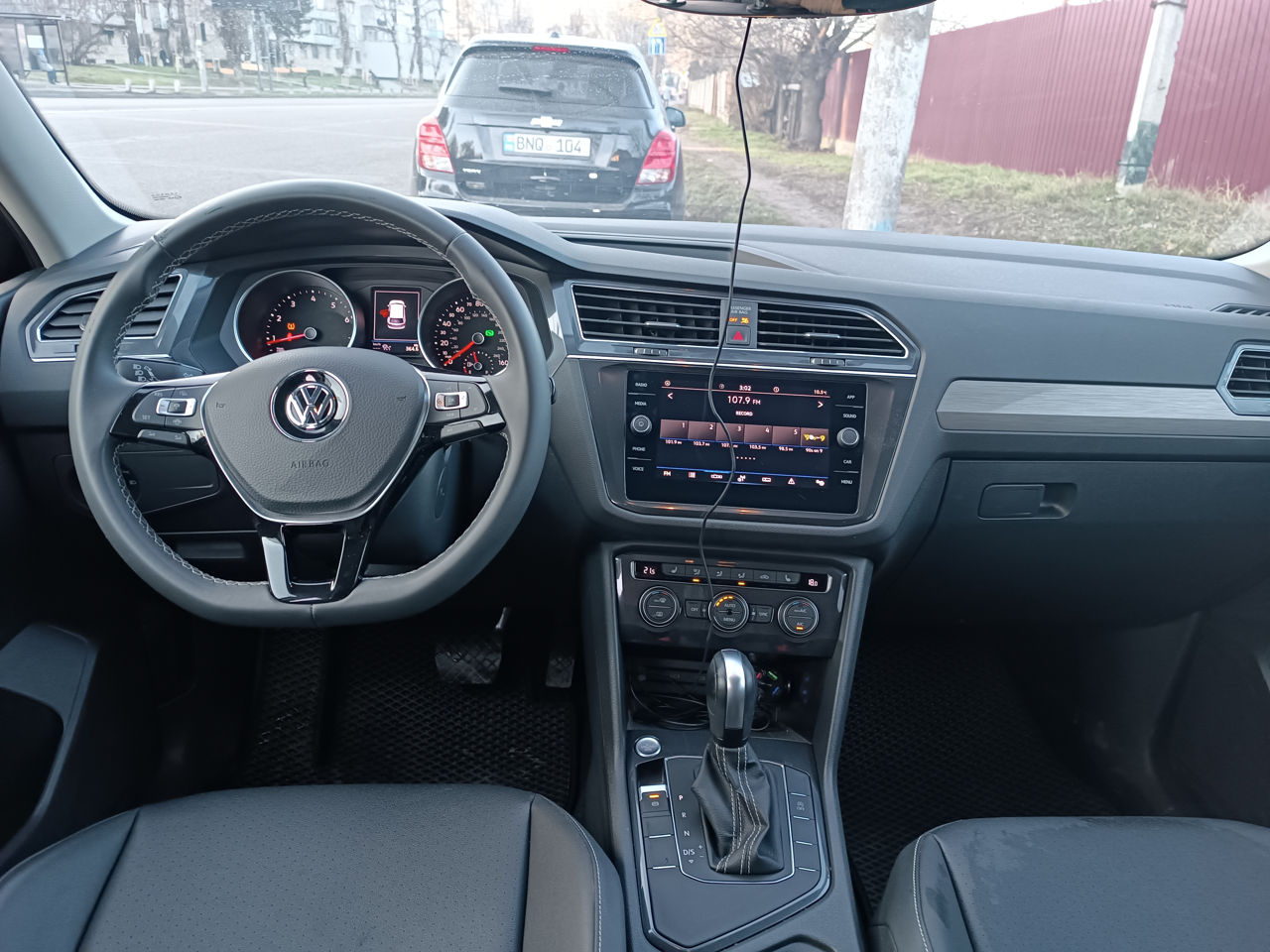 Volkswagen Tiguan фото 8