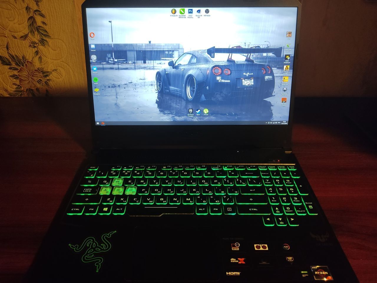 Продам ноутбук ASUS.