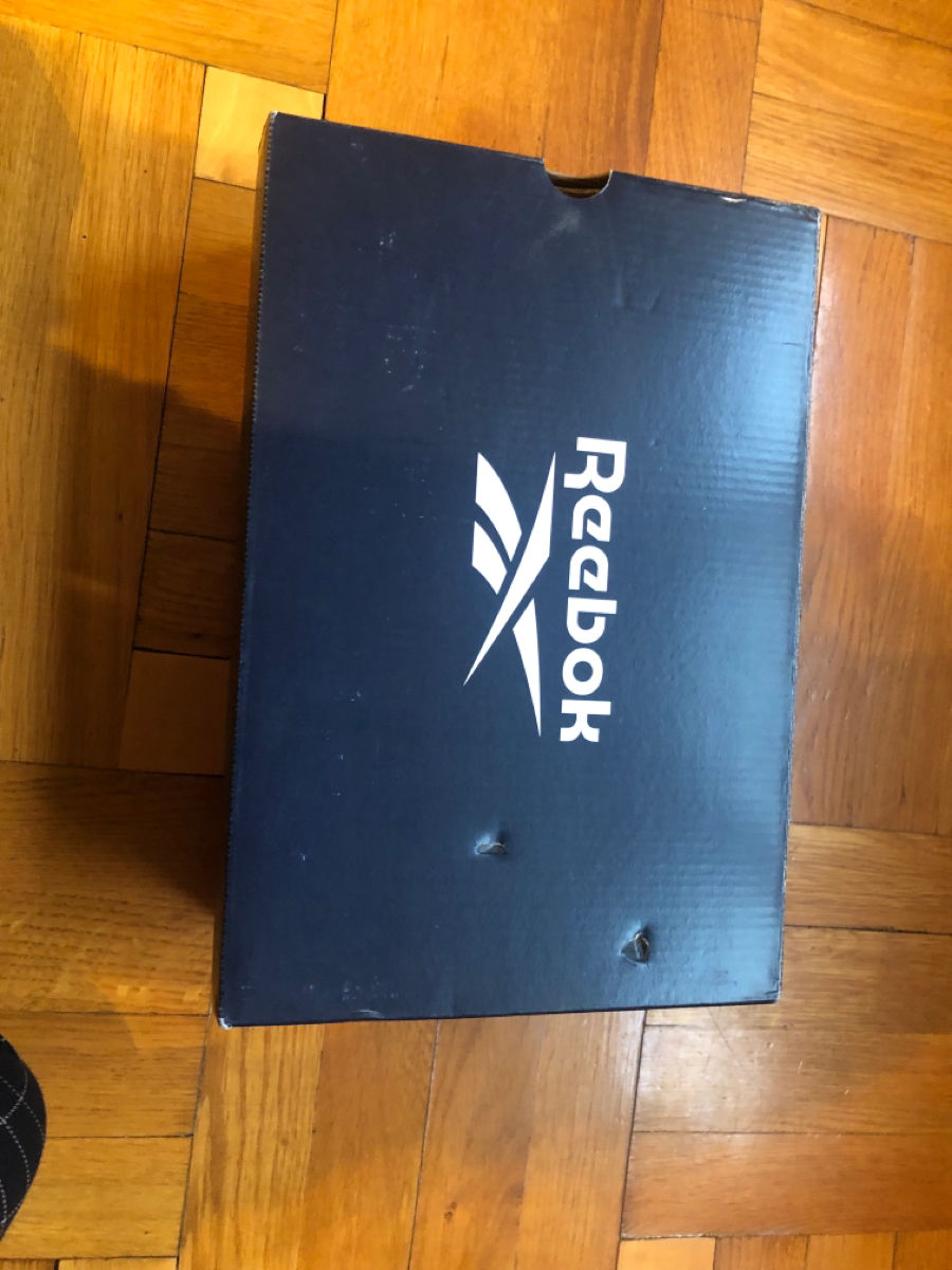 продам кроссовки reebok  foto 0
