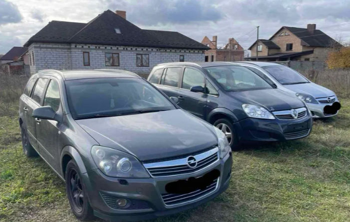 Dezmembrez opel zafira c , astra j, insignia b20dth фото 5