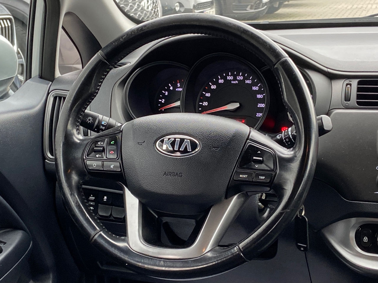 KIA Rio foto 7