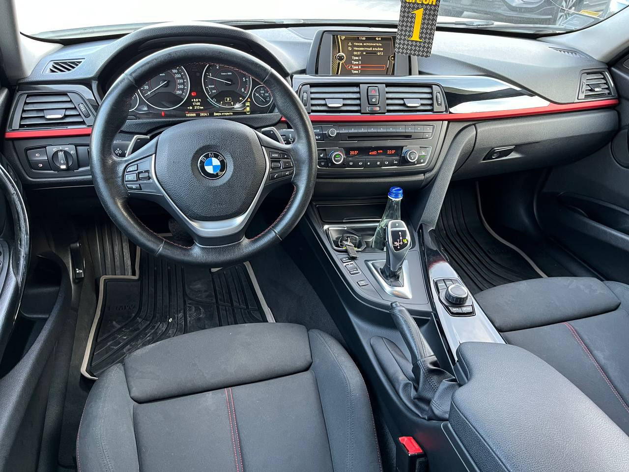 BMW 3 Series foto 8