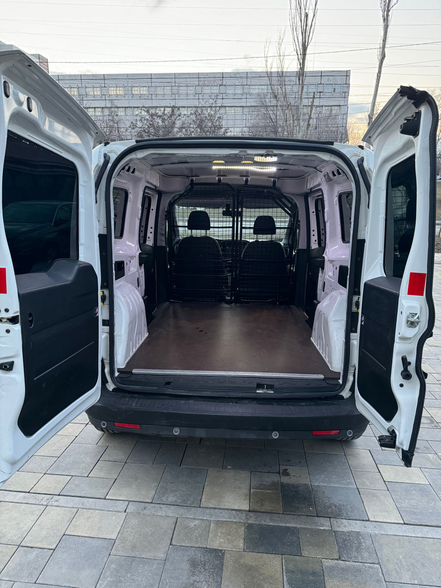 Fiat Doblo foto 16