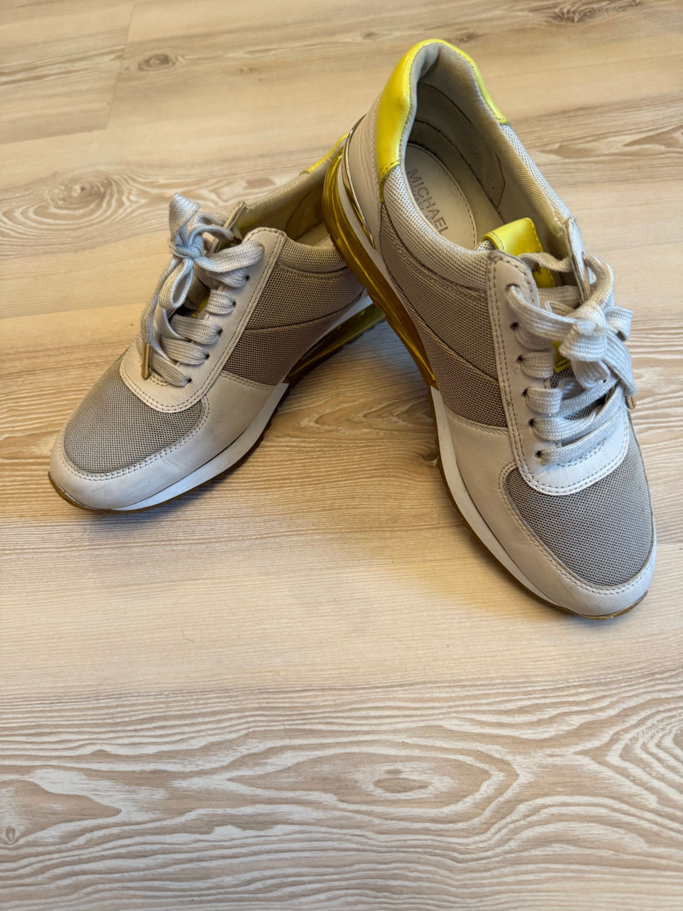 Pantofi sport Michael Kors foto 0