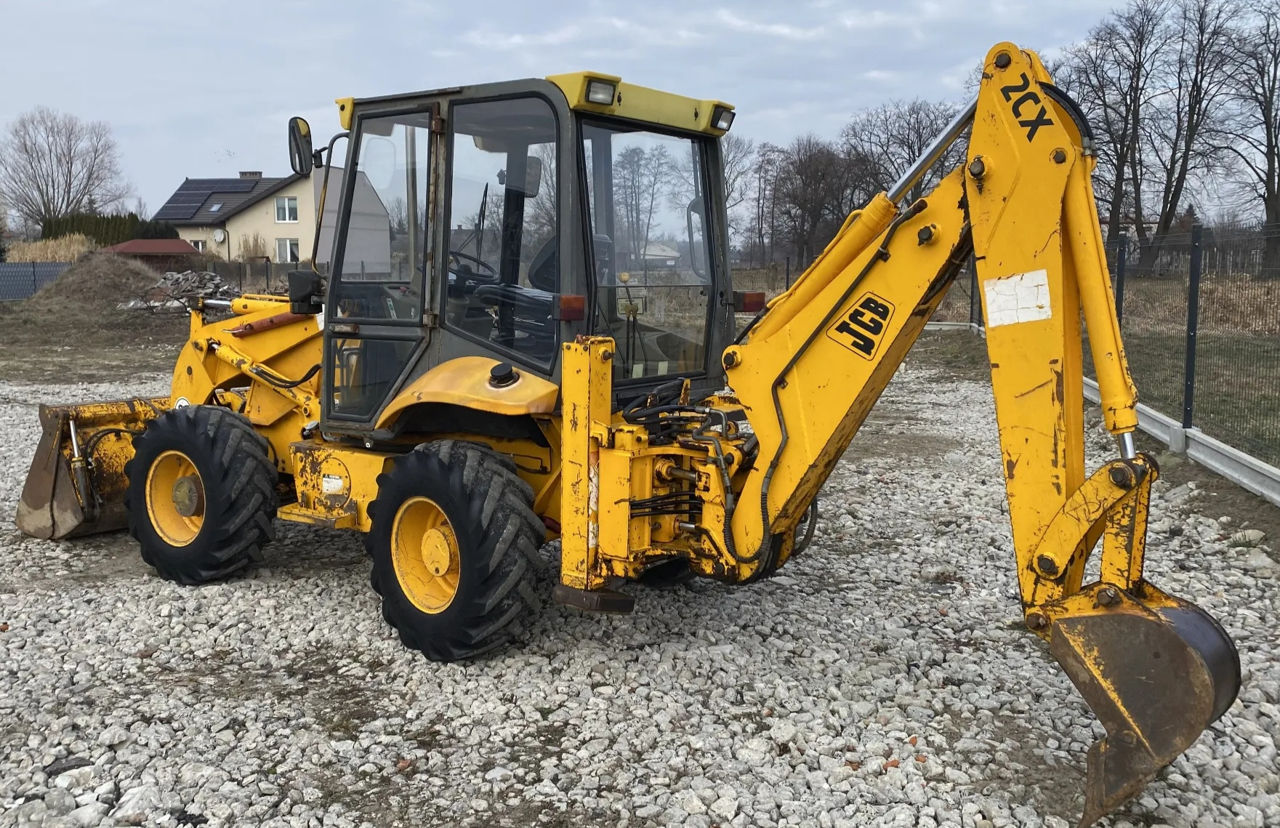 Экскаватор - погрузчик JCB 2CX ! фото 4