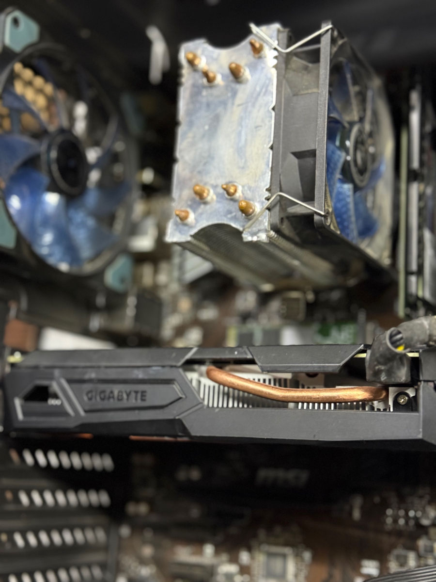 Intel Core i9 9900K foto 1