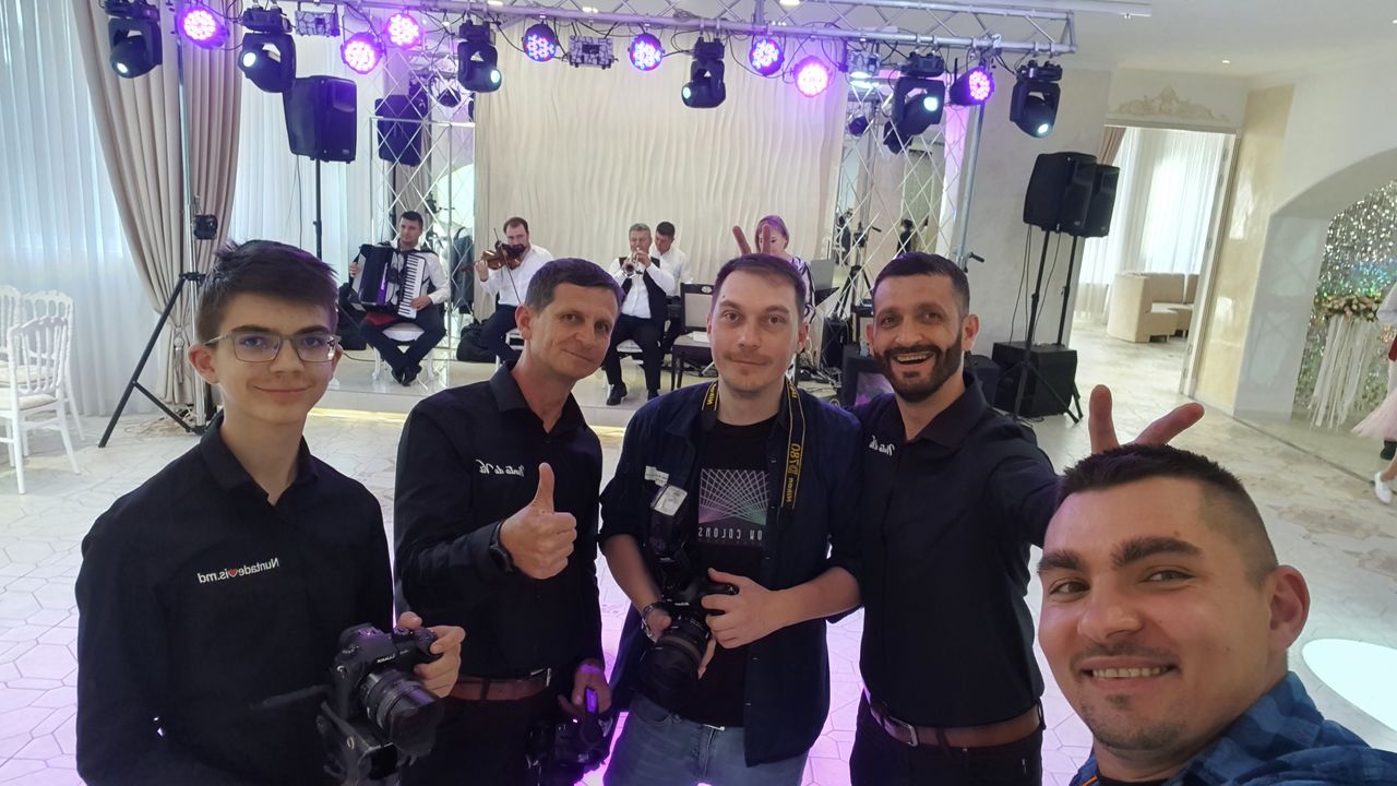 Dj Тяжелый дым низкий .шоу свет и спецэффекты для вашей свадьбы, куматрии, корпоратива фото 9