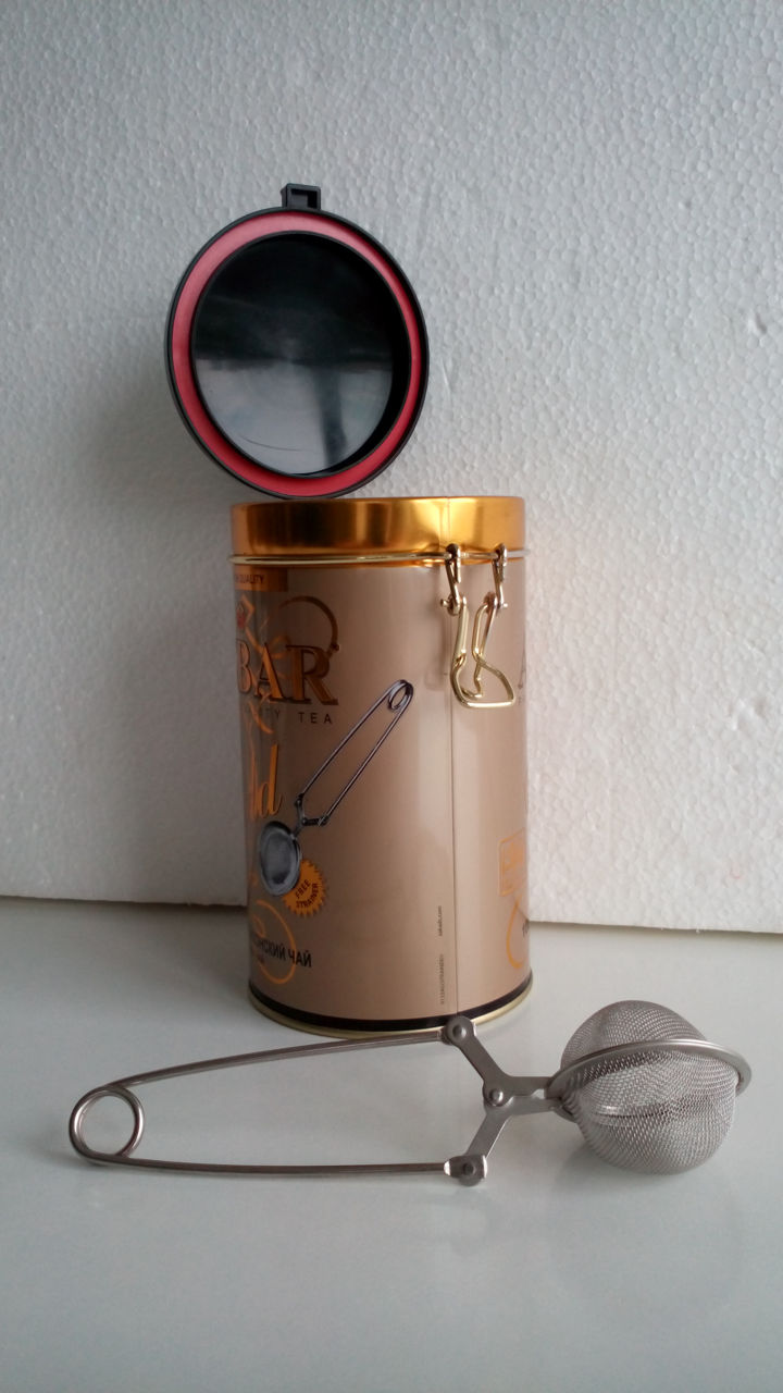 Сито-щипцы для заваривания чая и банка для хранения