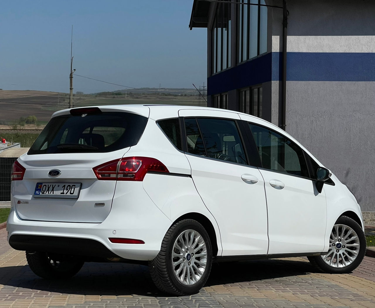 Ford B-Max foto 0