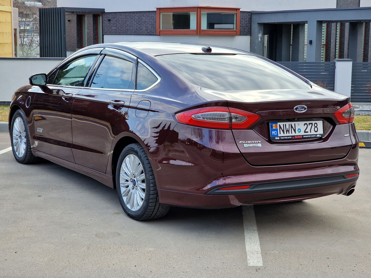 Ford Fusion фото 5
