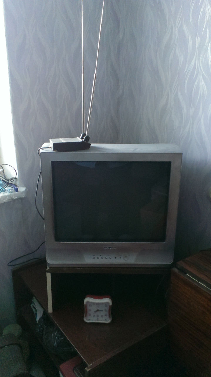 Телевизор б/у