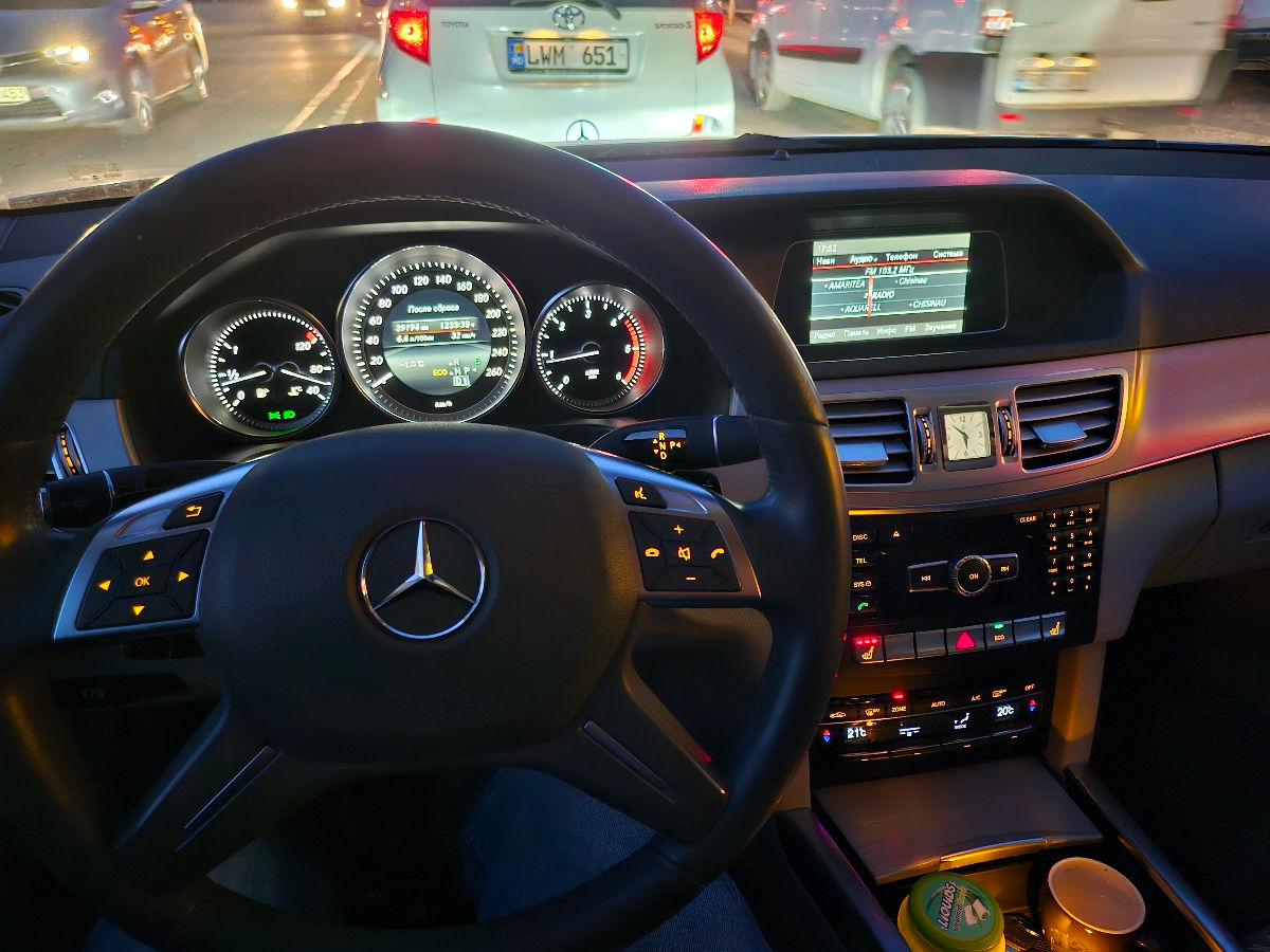 Mercedes E-Class foto 7