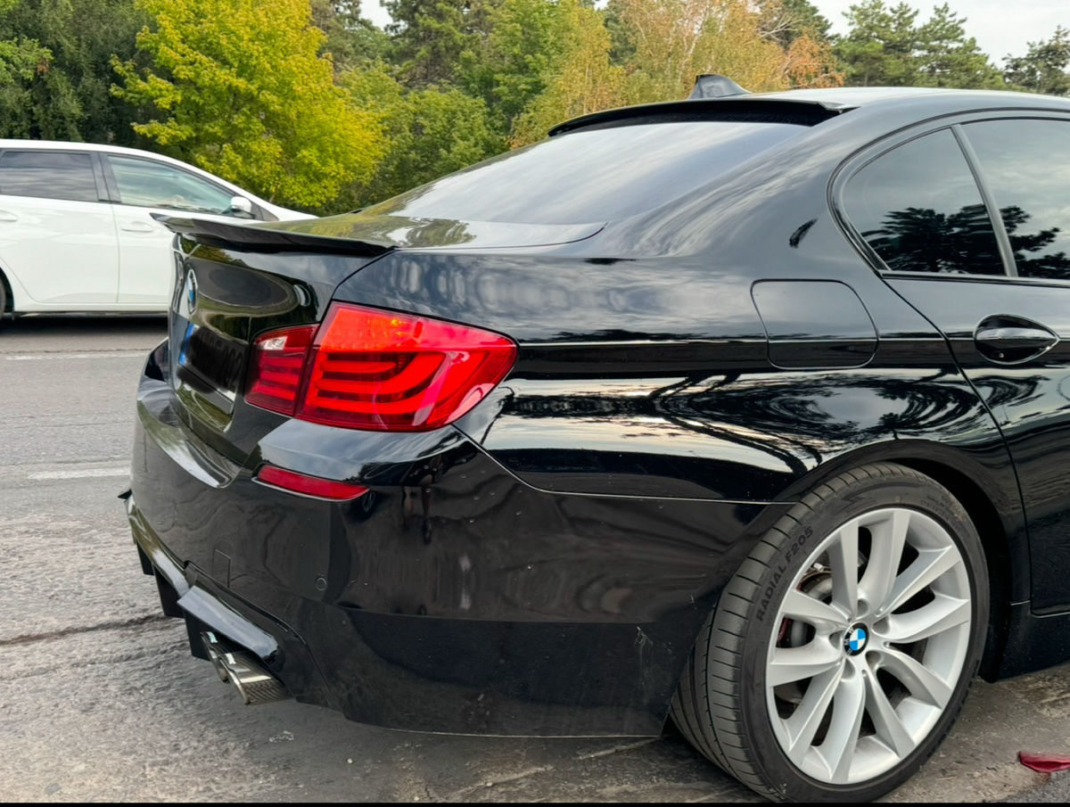 Спойлер на BMW F10  фото 1