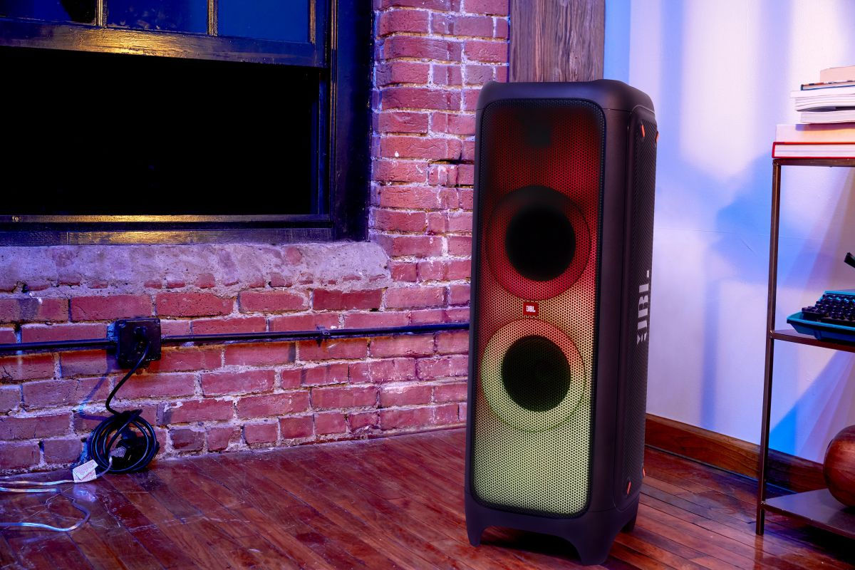 Аренда JBL PartyBox 1000 - 1100 W фото 0