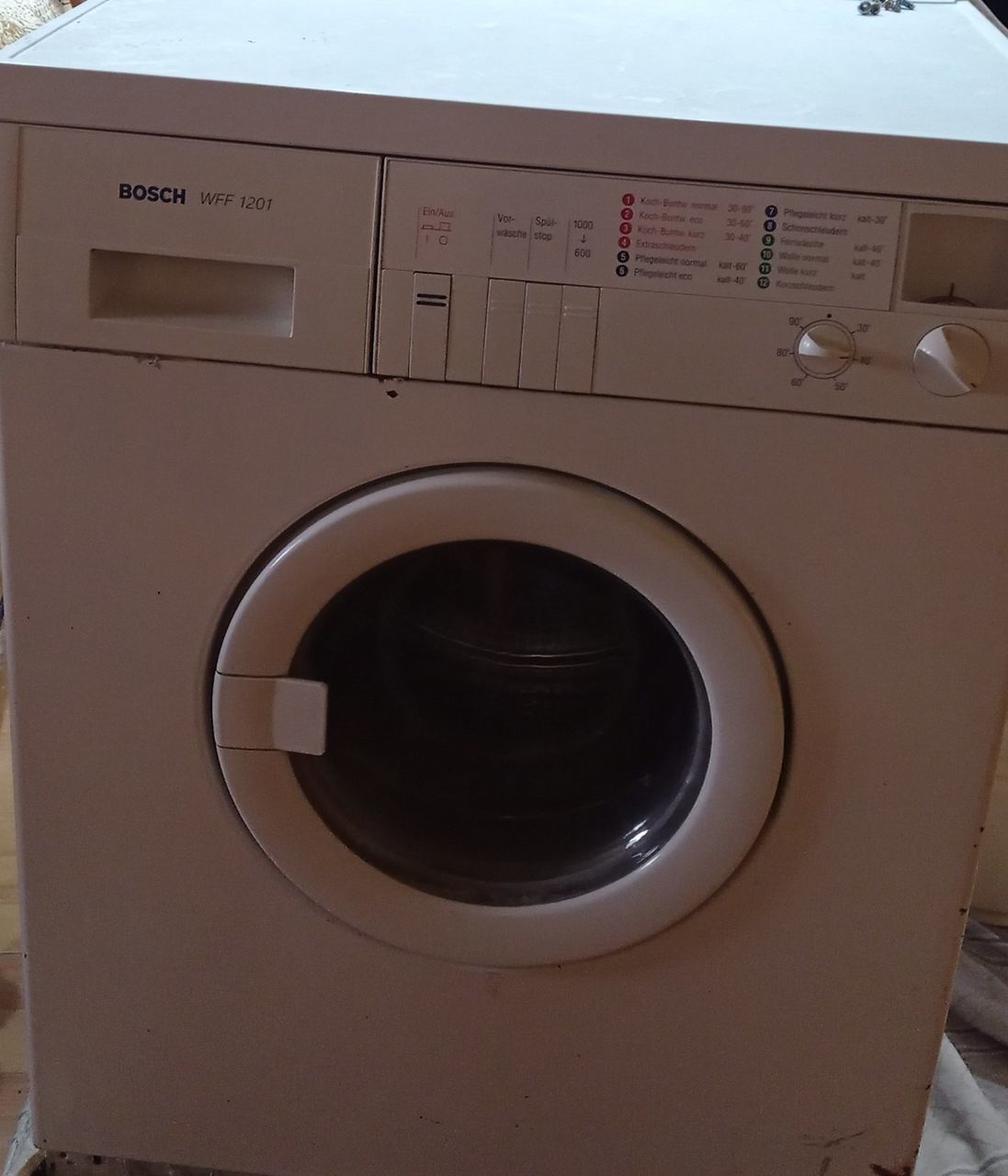 Cтиральная машина Bosch WFF 1201 б/у