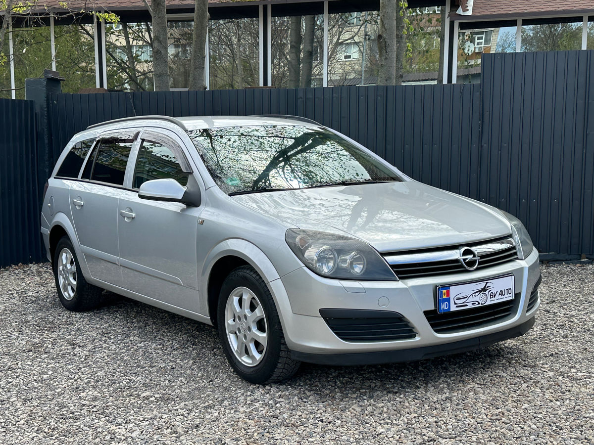 Opel Astra foto 2