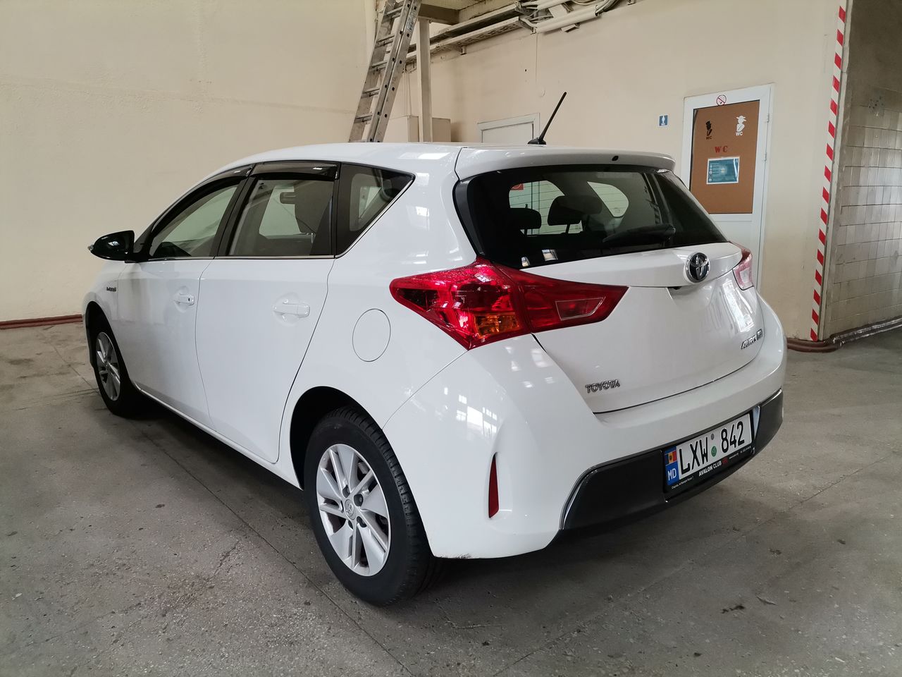 Toyota Auris Hybrid foto 6