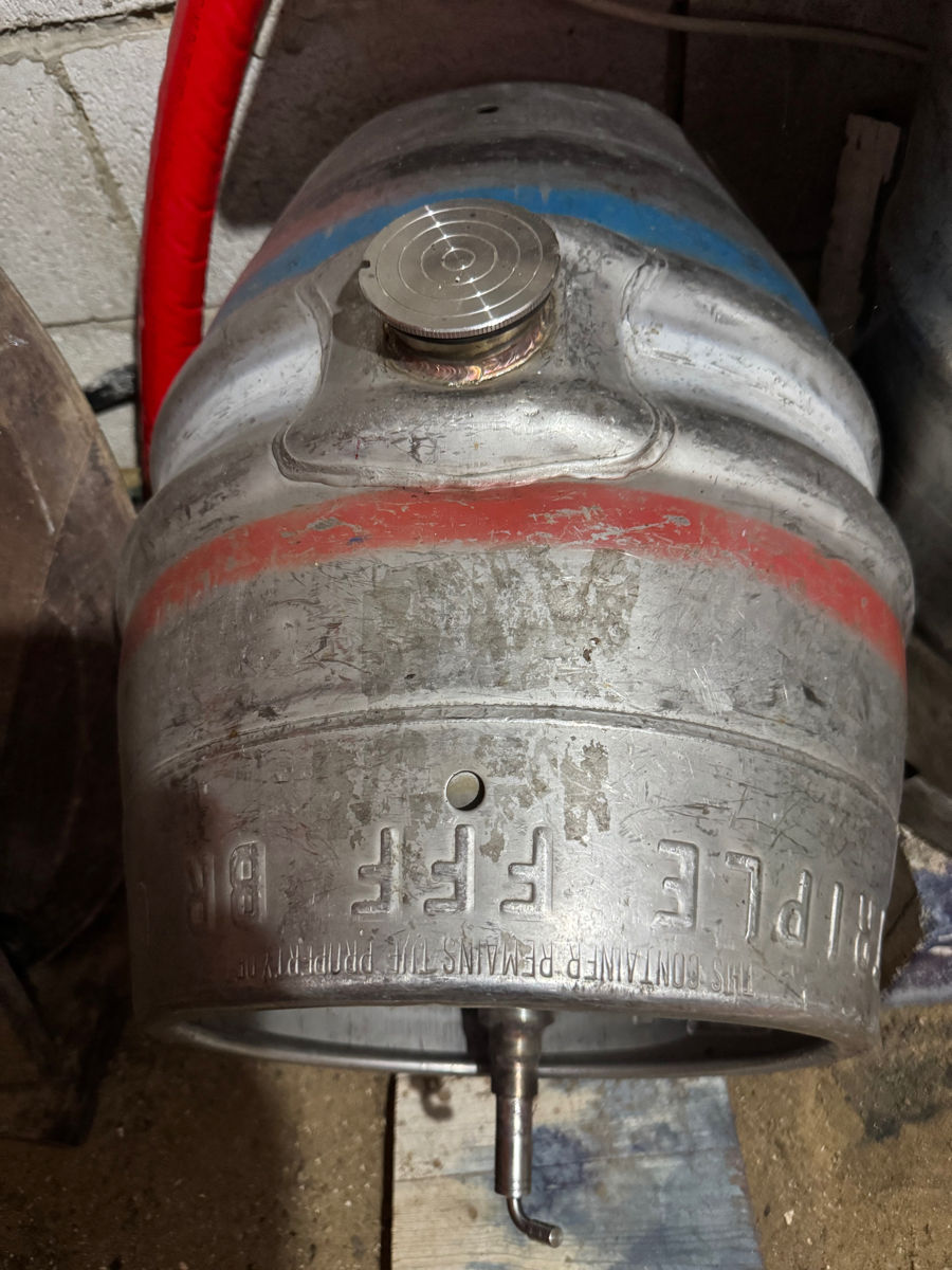 Butoi de 30 litre nerjaveică . foto 0