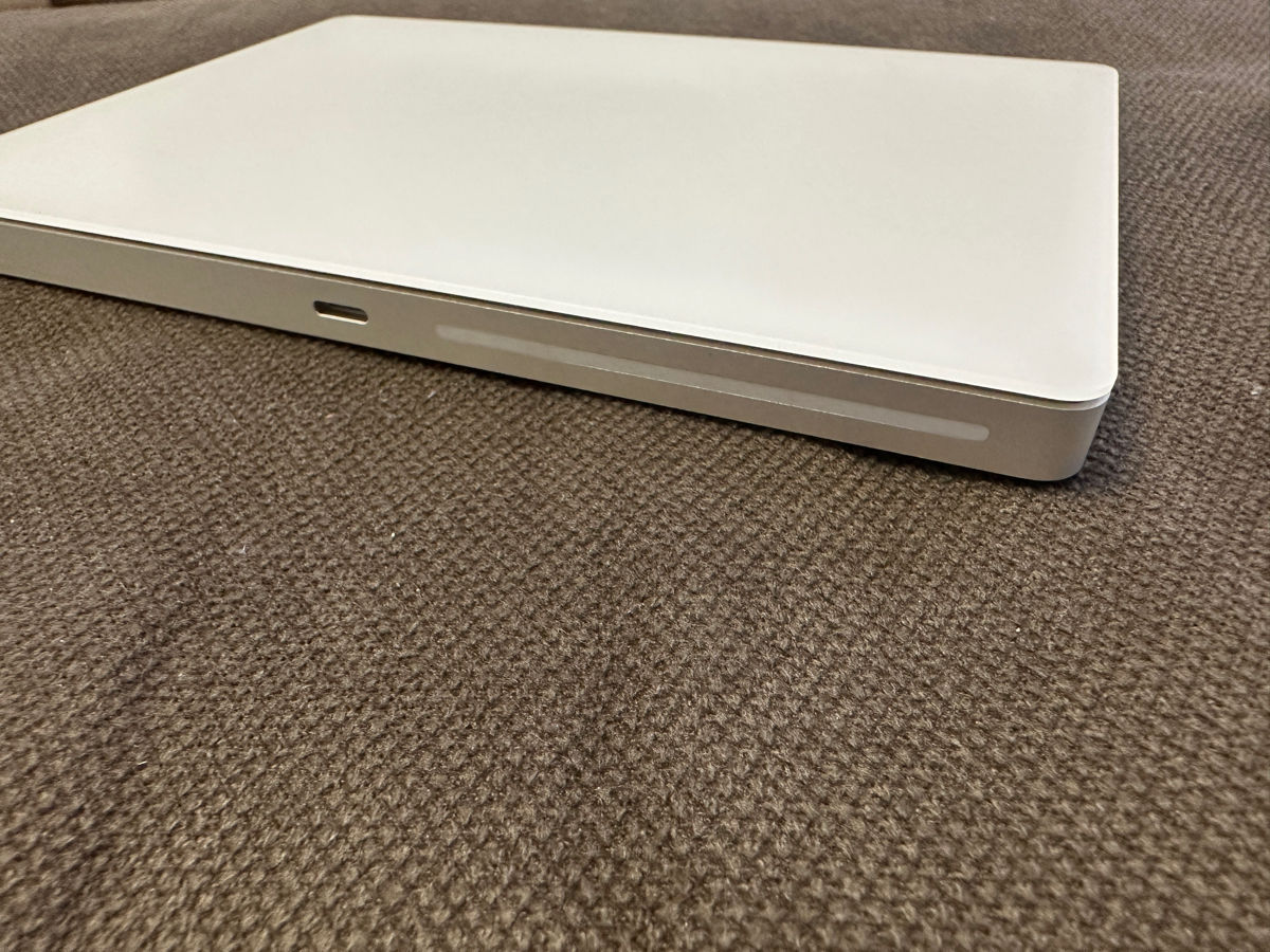 Тачпад Apple Magic Trackpad 2 в отличном состоянии foto 2