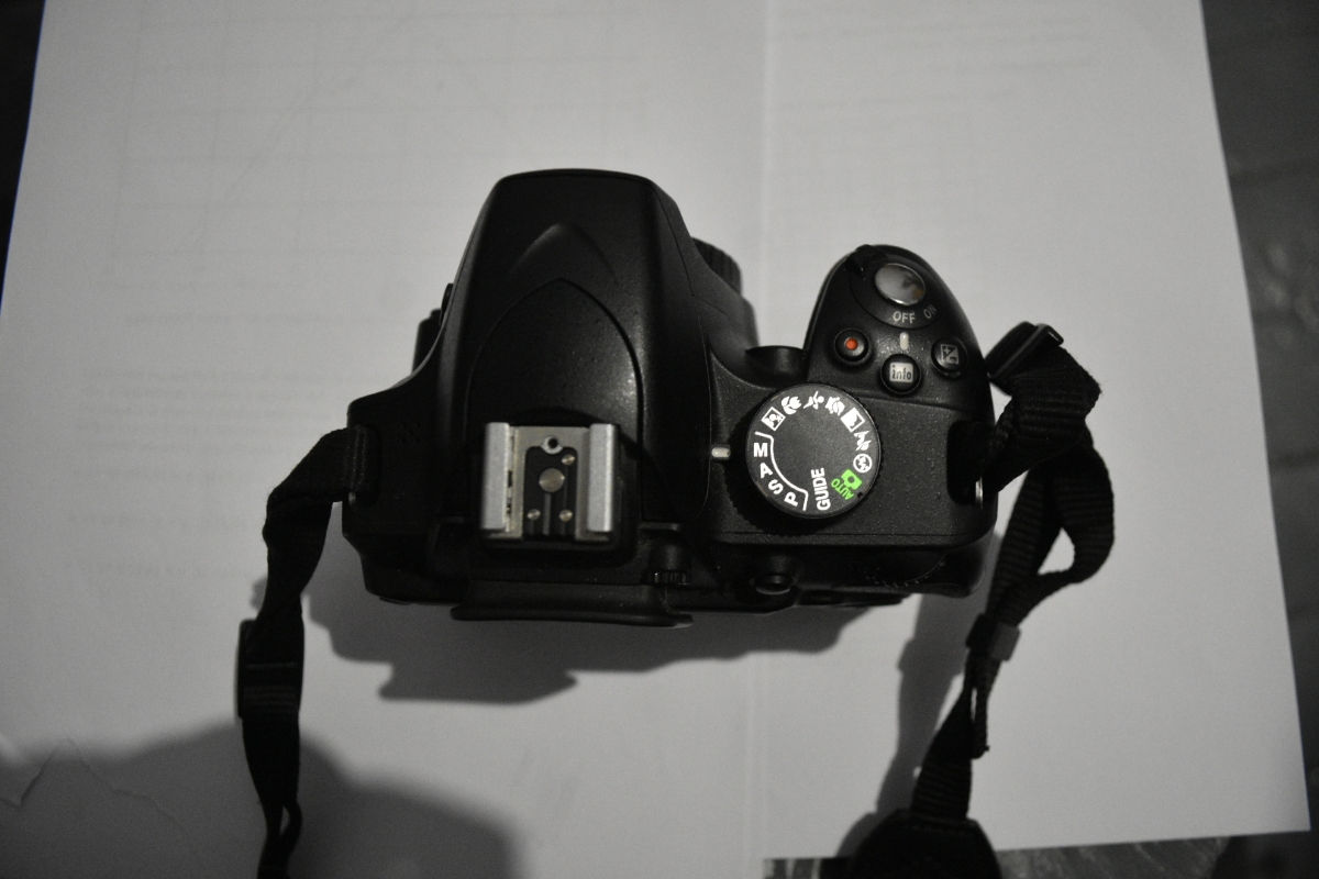 Vând aparat foto Nikon D3200 Body  foto 1