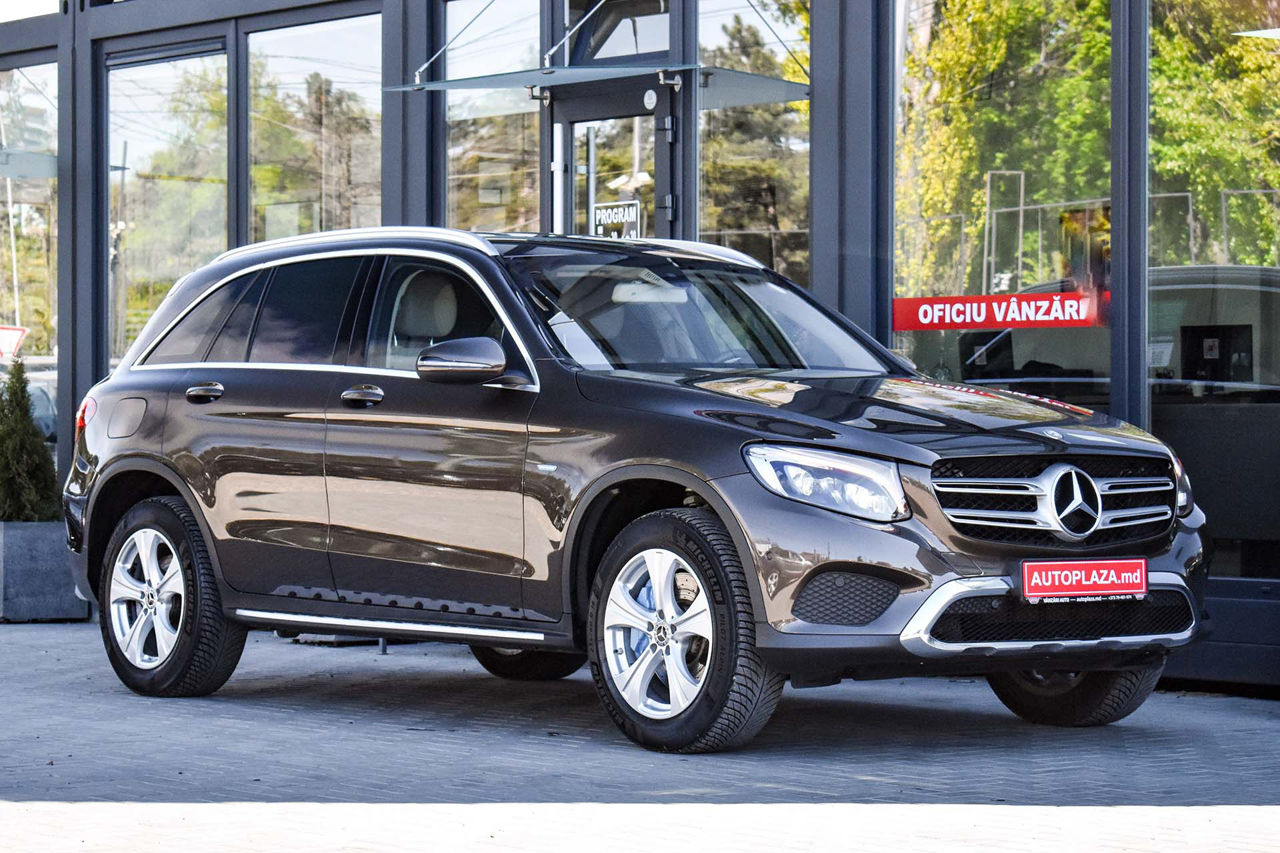 Mercedes GLC foto 4