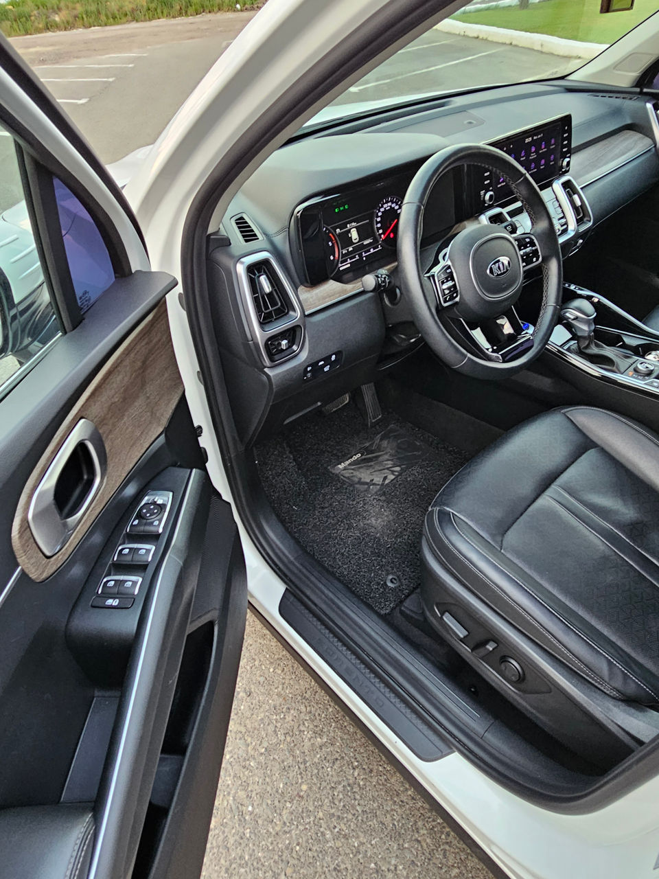 KIA Sorento фото 7