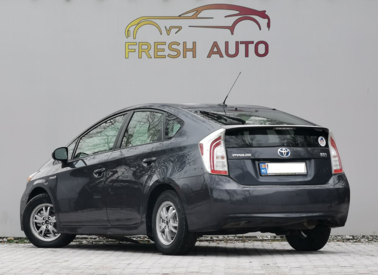 Toyota Prius foto 4