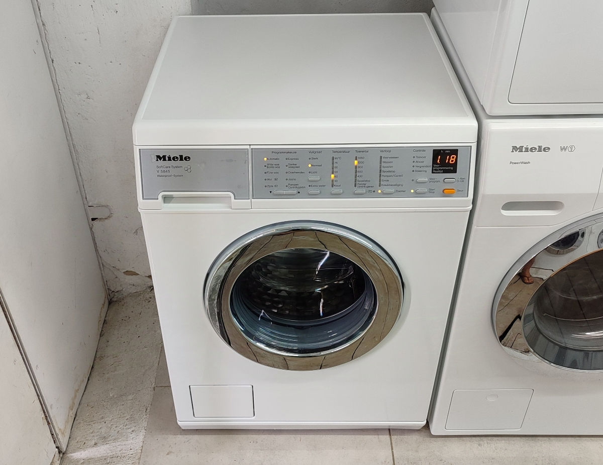 Стиральная машина Miele фото 0
