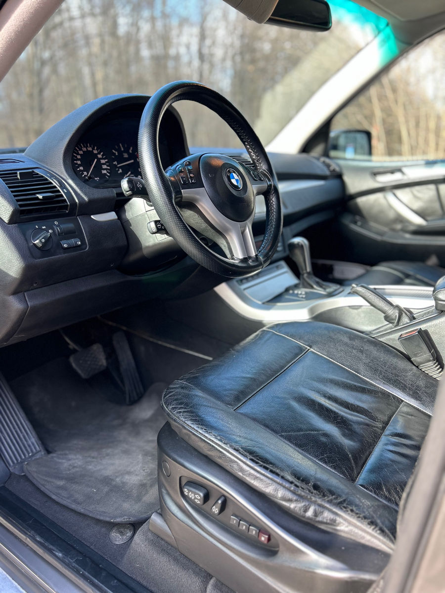 BMW X5 foto 8