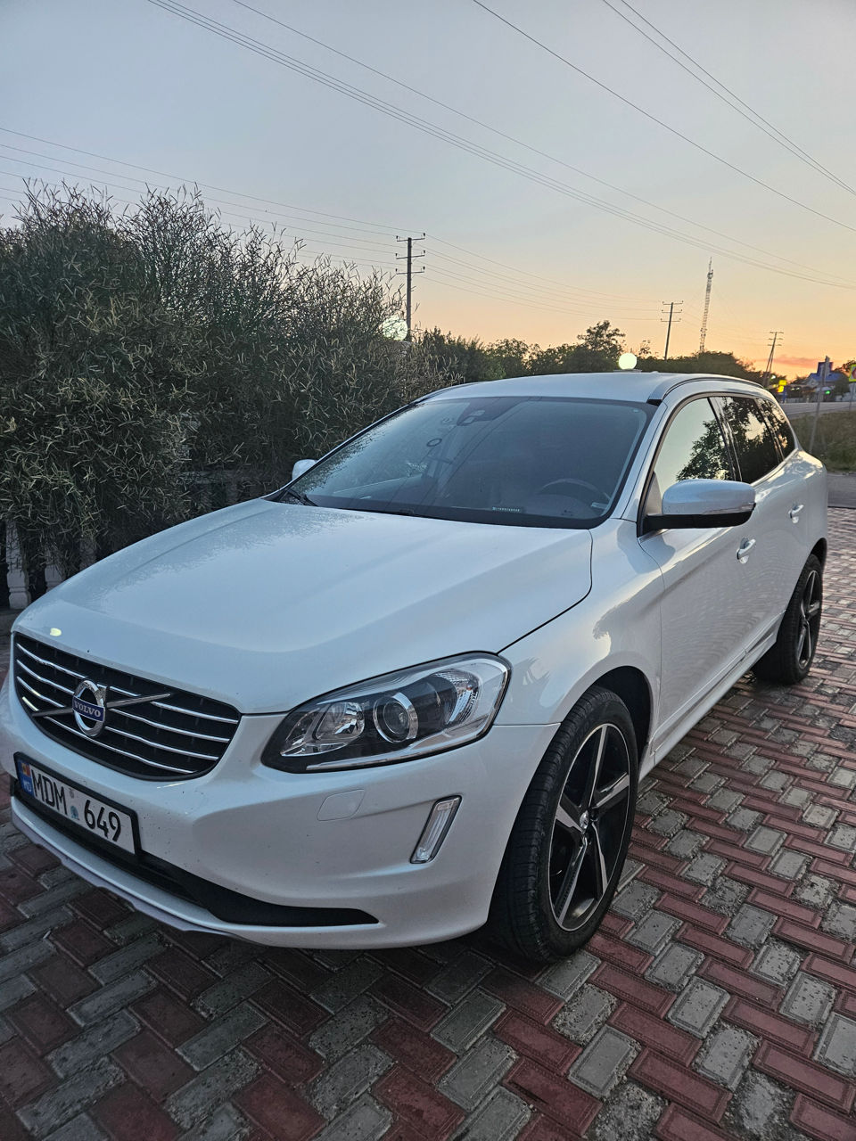 Volvo XC60 foto 0