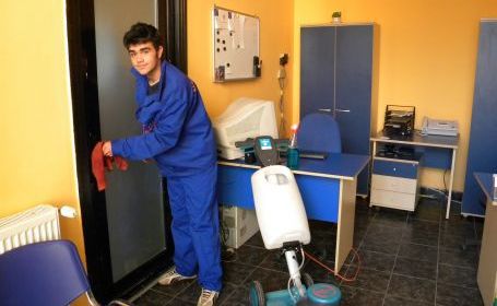 Профессиональная уборка Servicii  profesionale de curatenie foto 4
