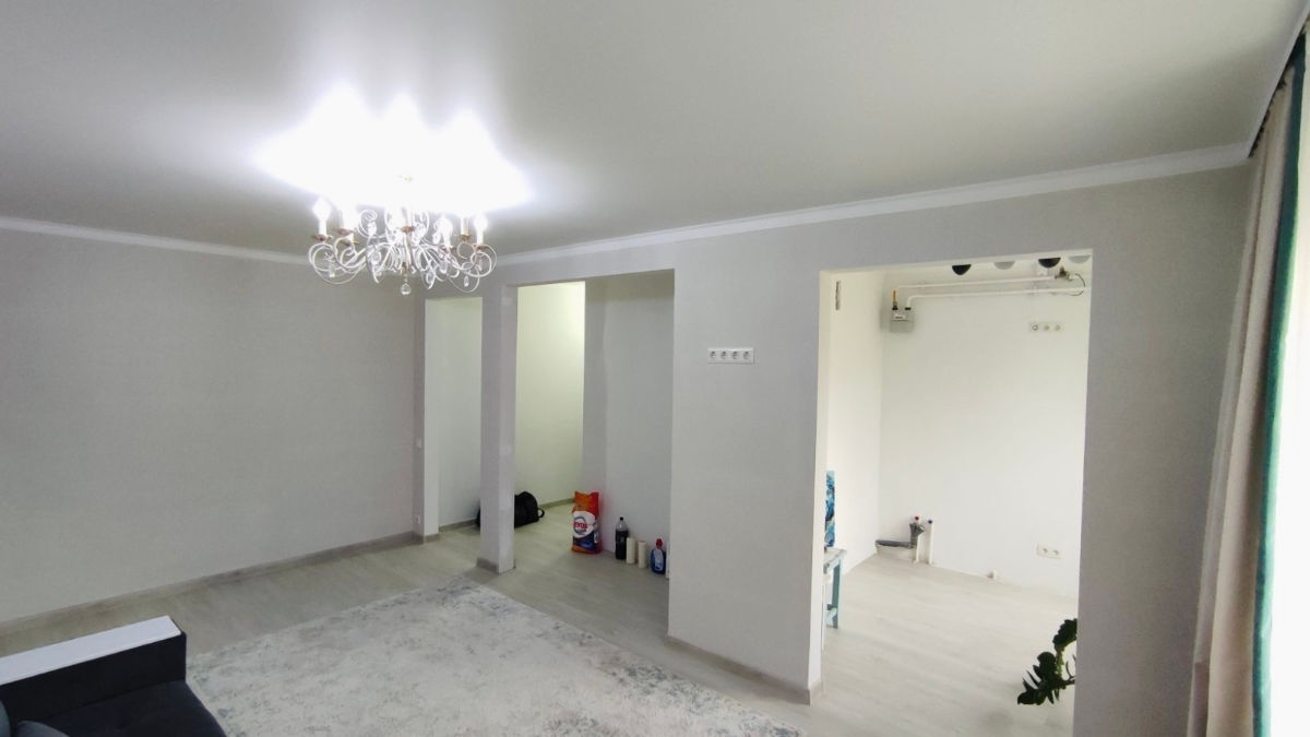 Apartament cu 3 camere,  9 cartier,  Bălți,  Bălți mun. foto 1