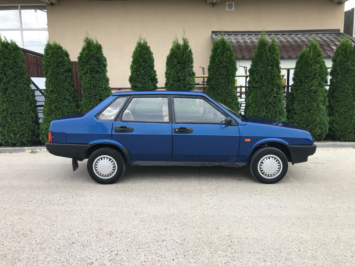 Lada / ВАЗ 21099 фото 2